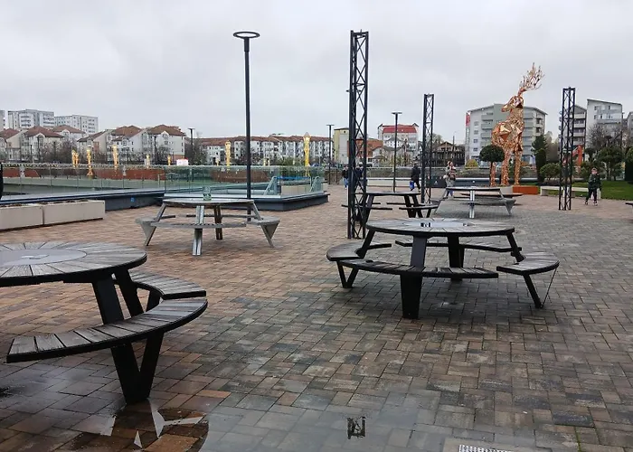 Walk-in Promenada Апартаменты Крайова